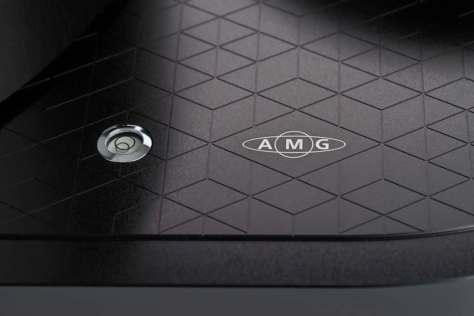 AMG Plattenspieler Viella Forte kostenlos und unverbindlich als Testpaket zu Hause ausprobieren.