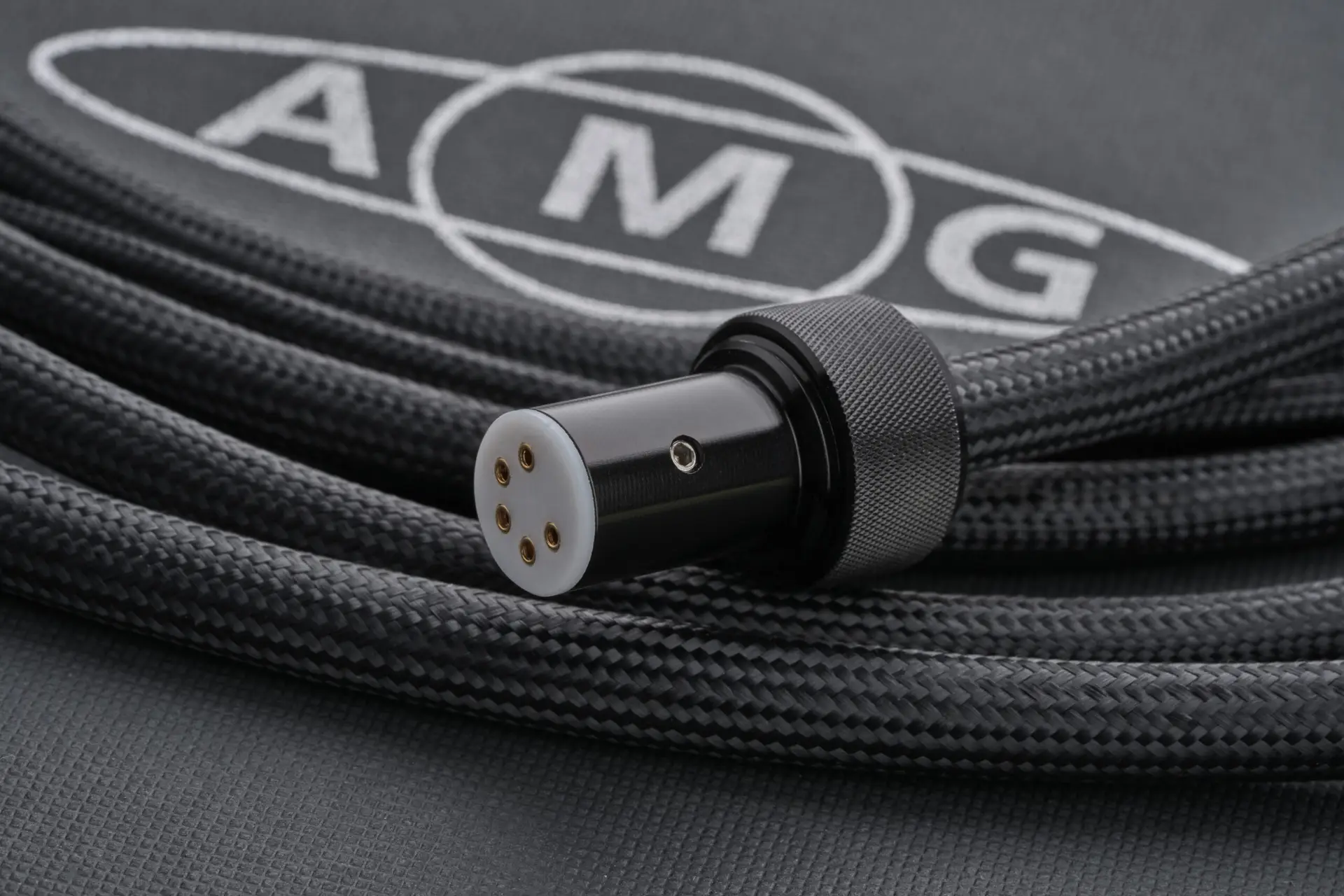 AMG Tonarmkabel Silverclear kostenlos und unverbindlich als Testpaket zu Hause ausprobieren.