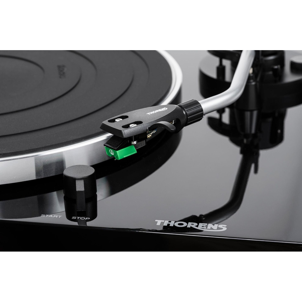 Thorens Plattenspieler TD 204 kostenlos und unverbindlich als Testpaket zu Hause ausprobieren.