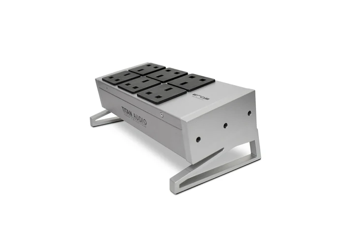 Titan Audio Stromfilter Eros V2 kostenlos und unverbindlich als Testpaket zu Hause ausprobieren.